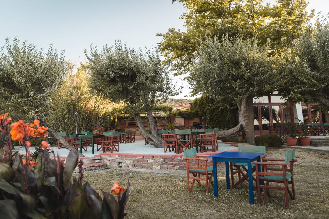 Gartenanlage Hotel Votsala