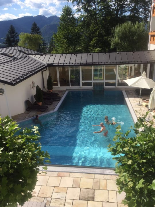 Pool Alm- & Wellnesshotel Alpenhof