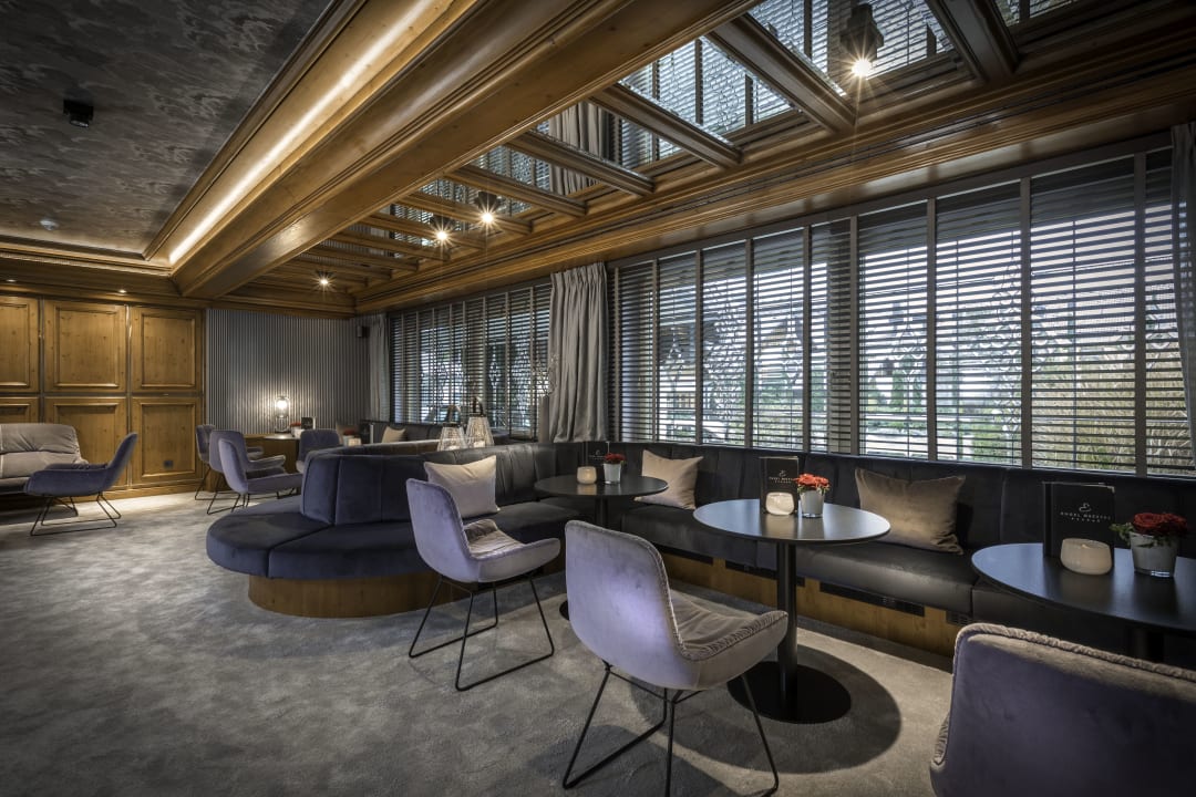 Lobby Hotel Engel Obertal