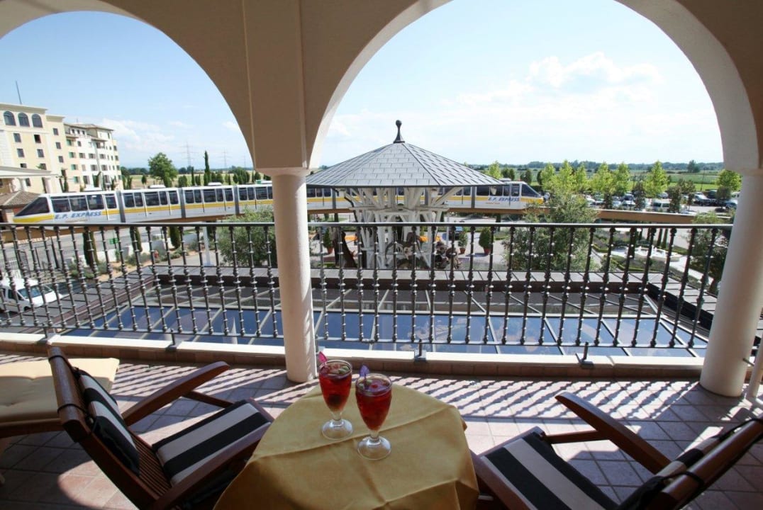Balkon Komfortzimmer Hotel "El Andaluz" Hotel El Andaluz Europa-Park