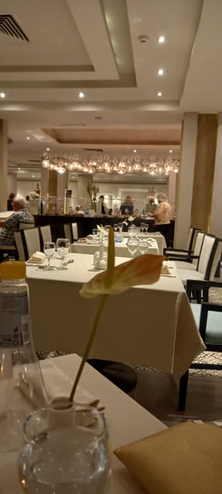 Gastro Premier Le Reve Hotel & Spa