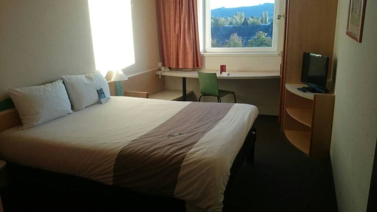 Zimmer Hotel Ibis Bern Expo