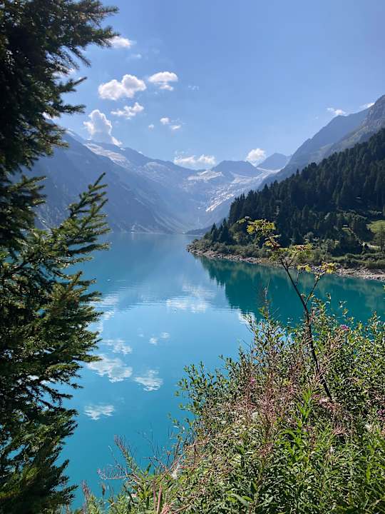 Ausblick Apartments Alpinschlössl Mayrhofen im Zillertal