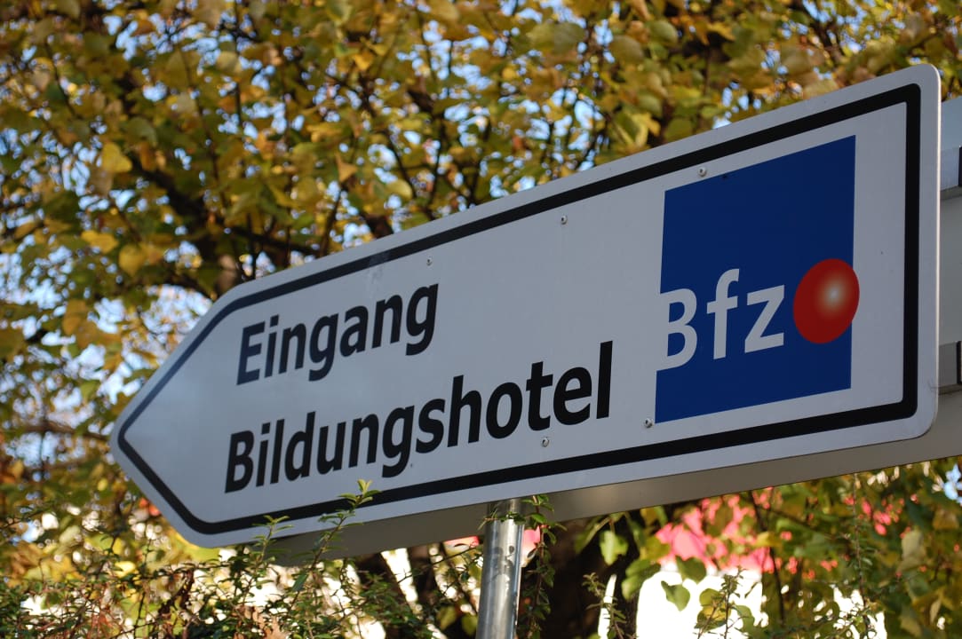 Außenansicht Bildungshotel im Bfz-Essen