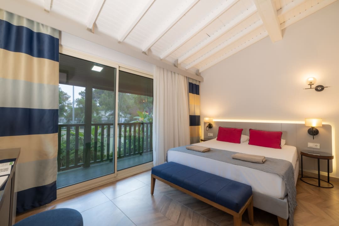 Zimmer Crystal Flora Pearl Collection