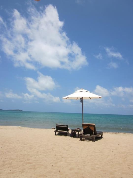 Ausblick von der Liege am Strand Impiana Resort Chaweng Noi