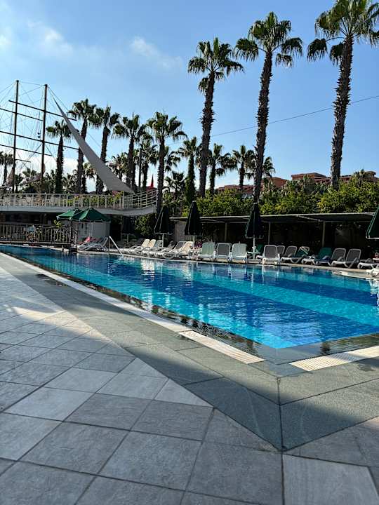 Pool Can Garden Resort