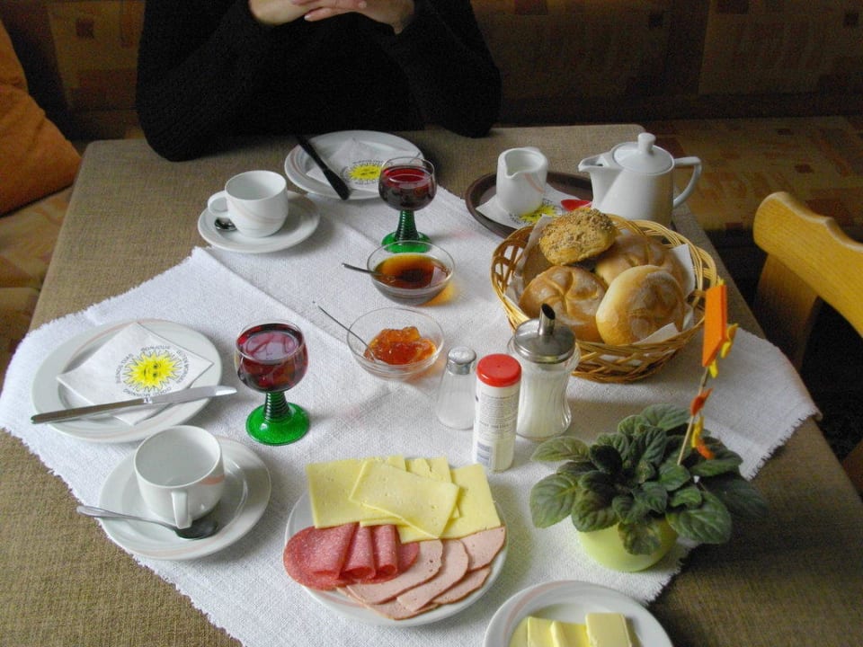 Frühstück Karolinenhof Pension