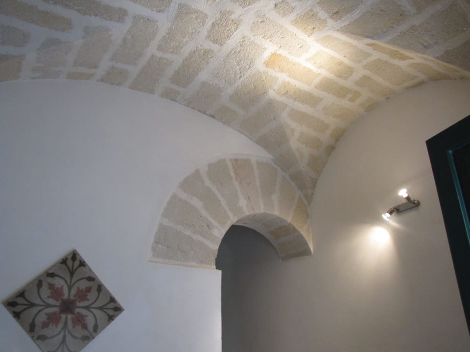 ANTICO SOFFITTO ingresso RESIDENCE NONNA LUCIA Residence nonna Lucia