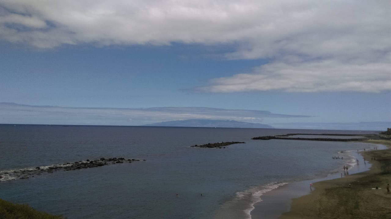 Dzika plaża blisko hotelu HOVIMA Jardin Caleta