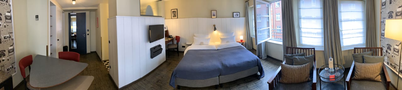 Zimmer Henri Hotel Hamburg Downtown
