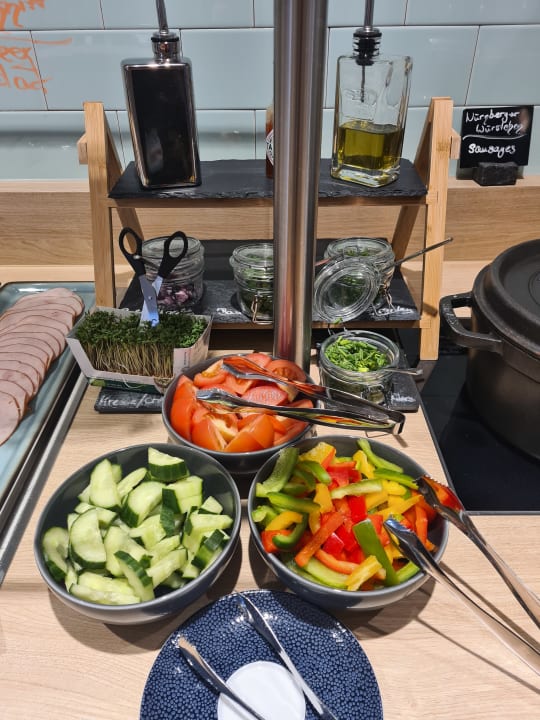 Gastro Holiday Inn - the niu, Crusoe Bremen Airport