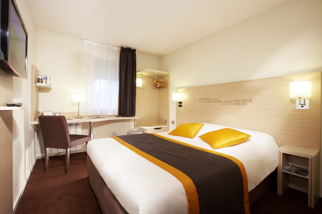 Chambre Orange Kyriad Lyon Est - Bron Eurexpo Le Cottage