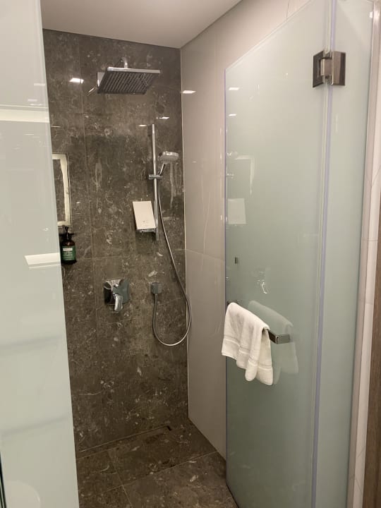 Zimmer voco Dubai The Palm by IHG