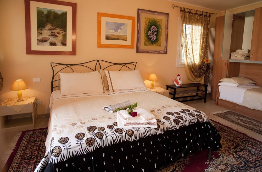 Camera Girasole B&B Zio Stefy