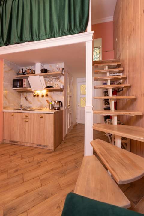 Zimmer Boutique apartments Mason in historical Odessa