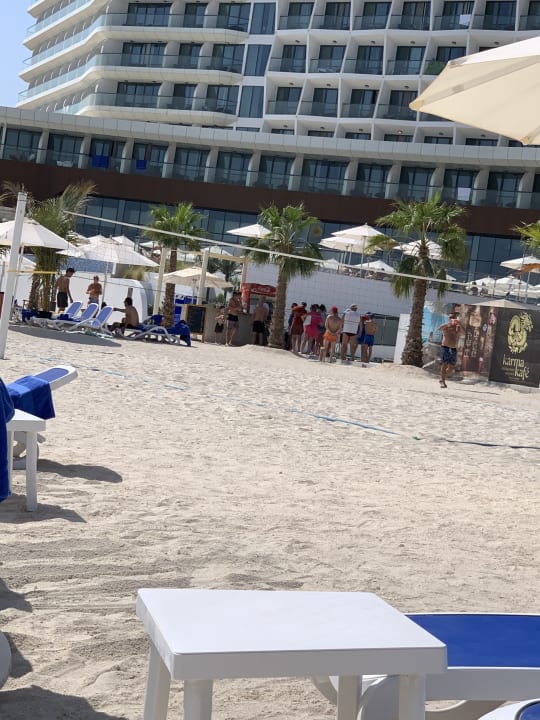 Strand Hampton by Hilton Marjan Island