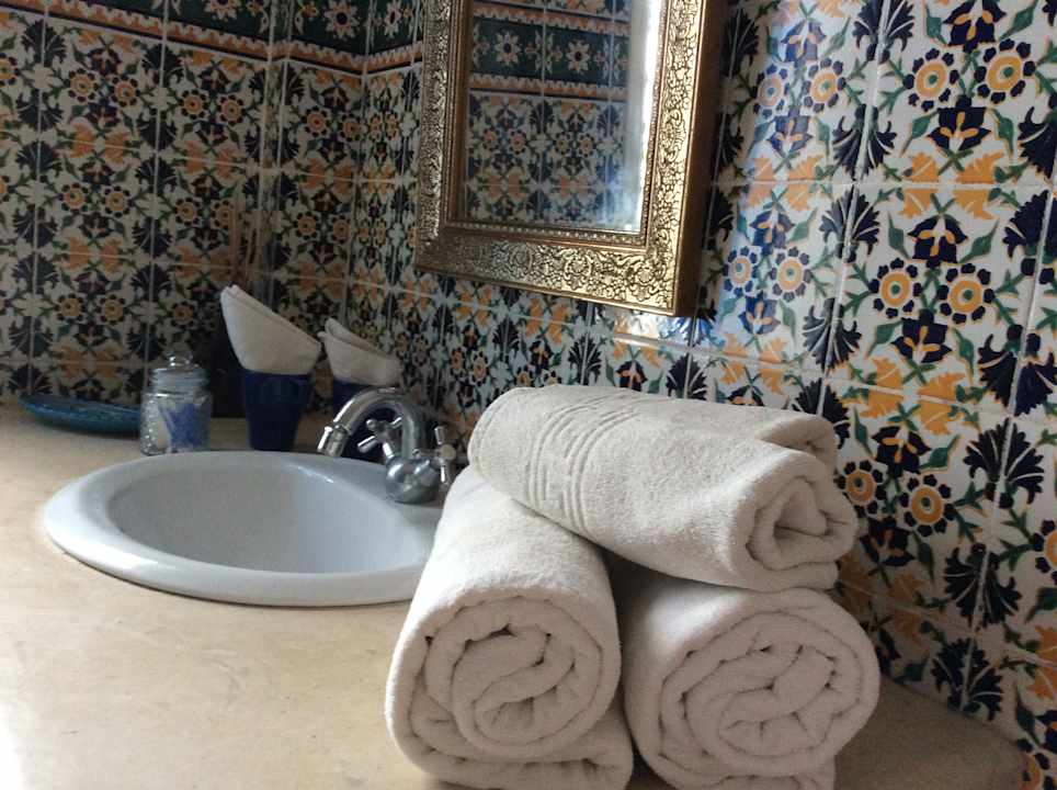 Zimmer Maison dˋHôte Domaine El-Manar