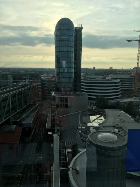 Ausblick INNSiDE by Meliá Düsseldorf Hafen