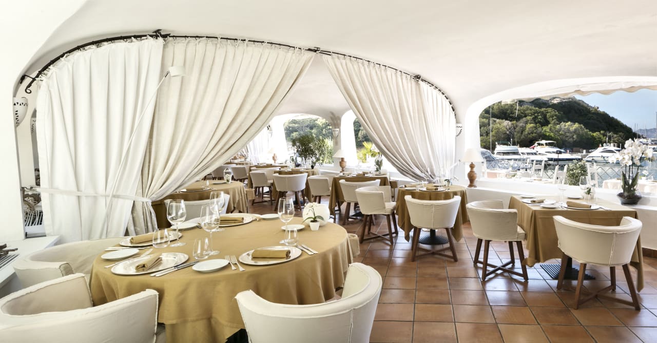 Gastro Grand Hotel Poltu Quatu