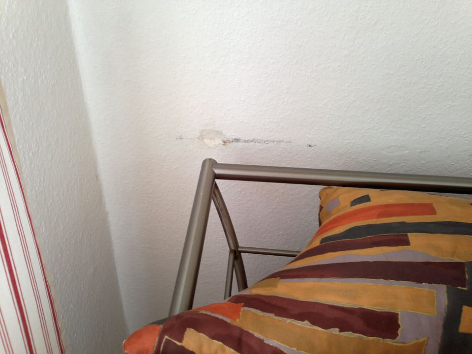 Renoviert und Hell Apartments Damaschke