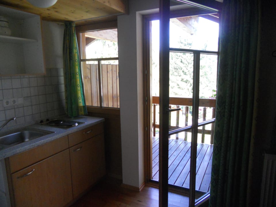 Küche und Balkon Hotel Forellenbach