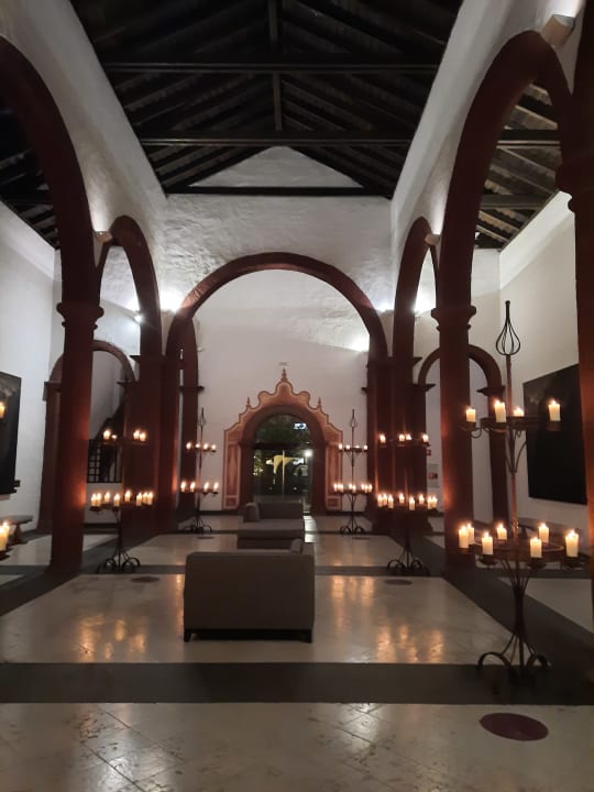 Lobby/Eingang Hotel LIVVO Volcan Lanzarote