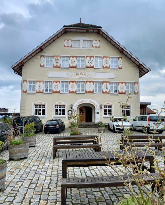 Außenansicht Hotel zur Rose