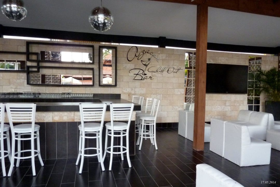 Gemütliche Abendbar Villas Bavaro Resort & Spa