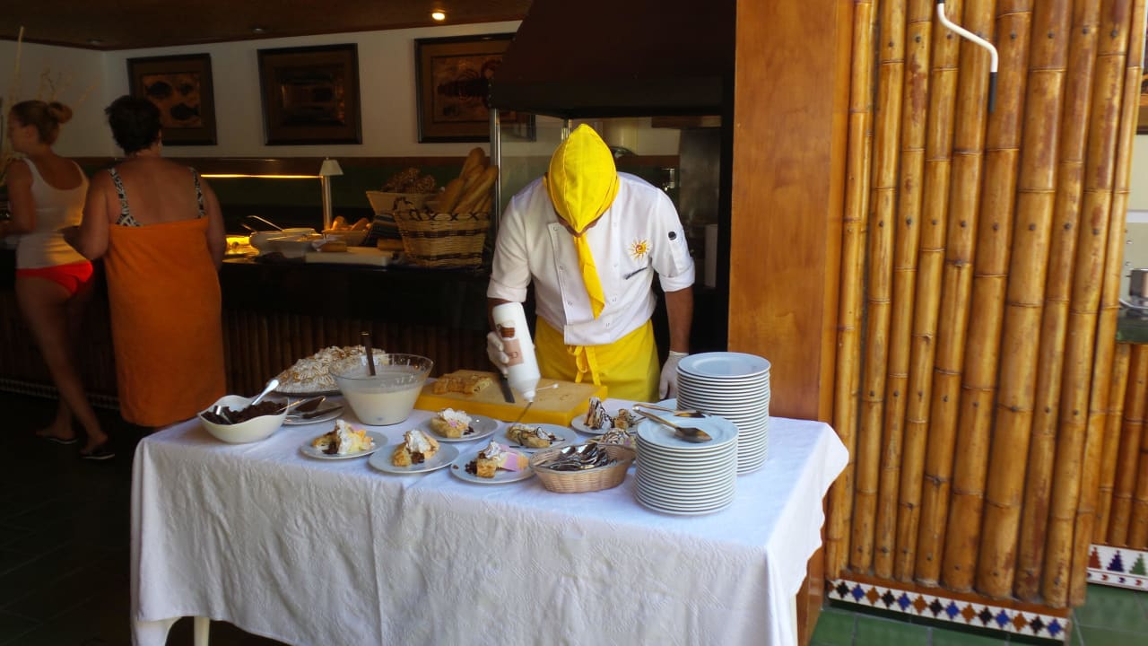 BBQ am Donnerstag allsun Hotel Lucana