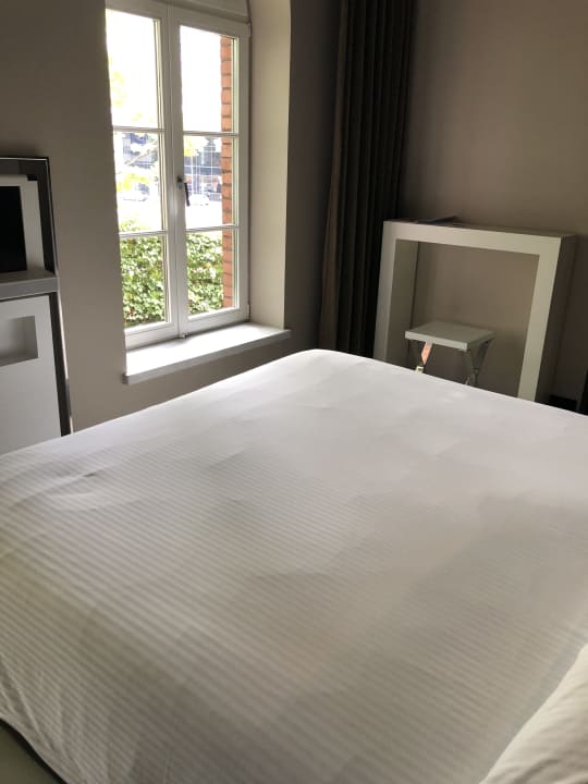 Zimmer Hotel Blow Up Hall 5050