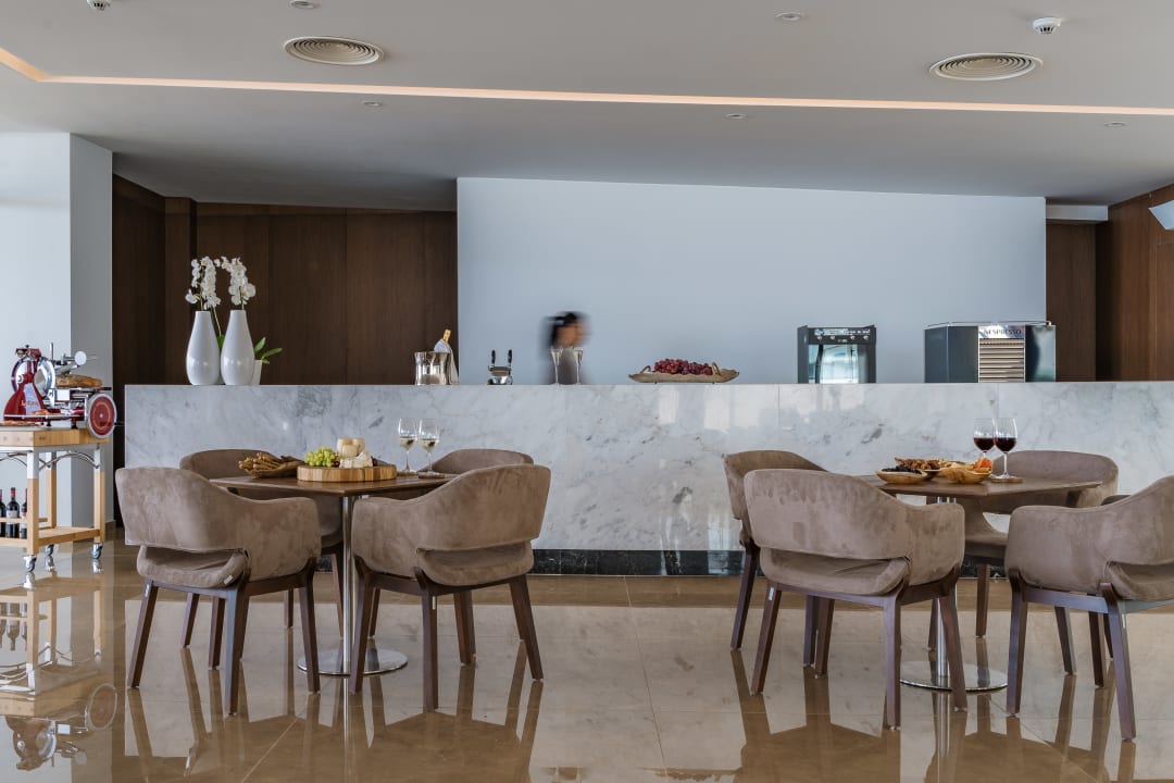 Gastro Gennadi Grand Resort