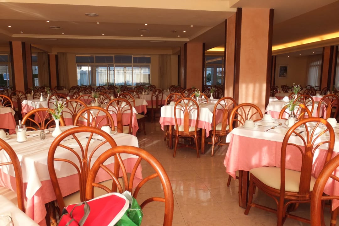 Speisesaal am Morgen Grupotel Farrutx