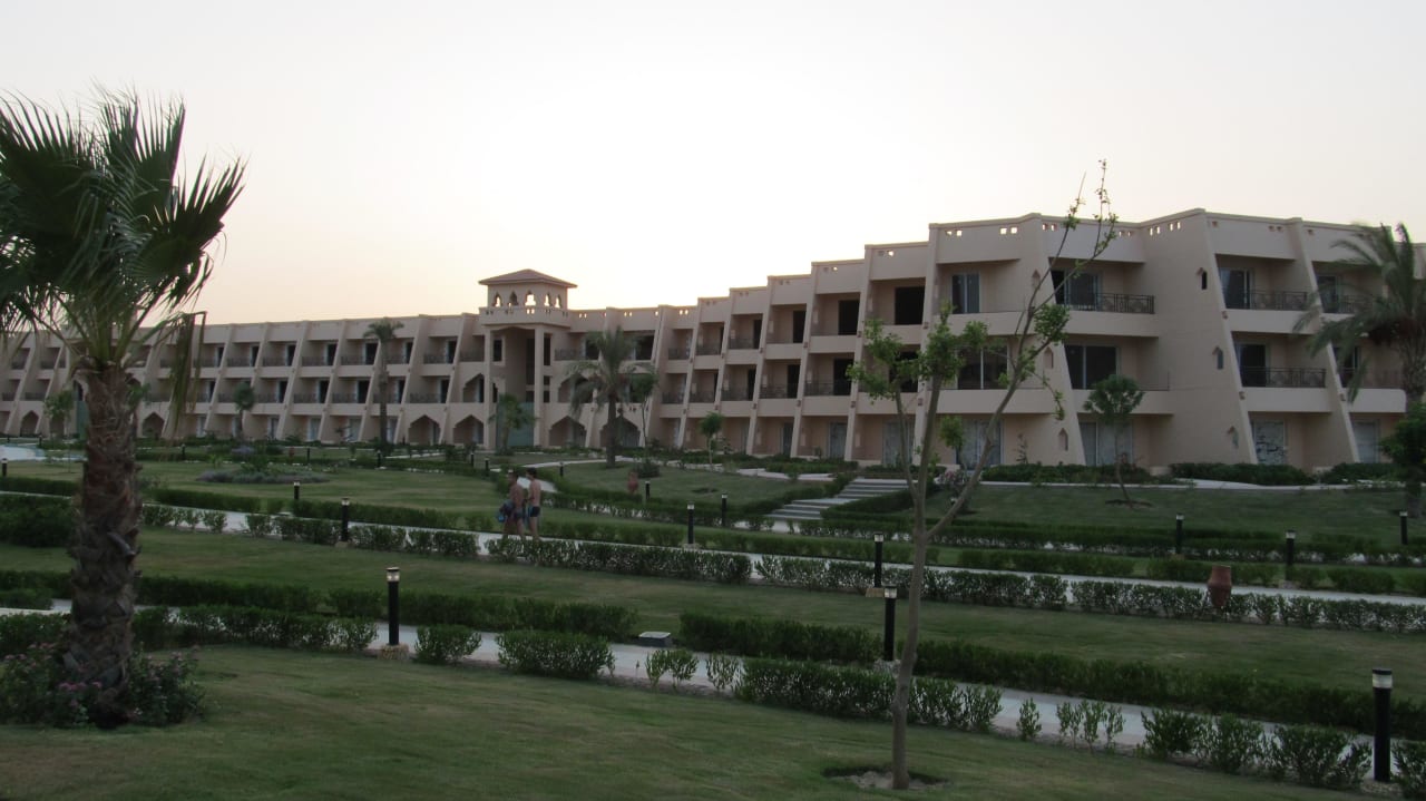Hotel Jasmine Palace Resort & Spa