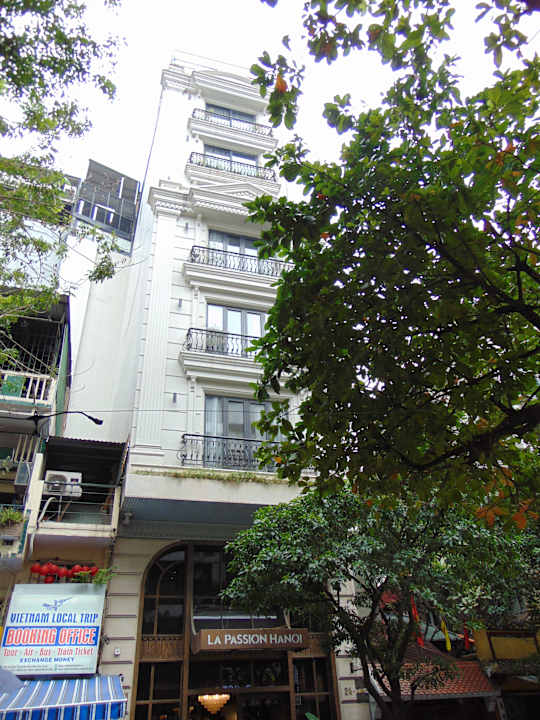 Außenansicht La Passion Hanoi Hotel & Spa