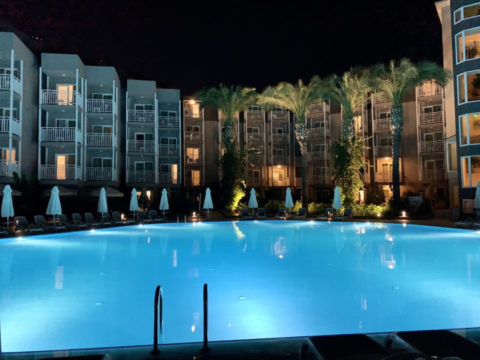 Pool PALOMA Perissia