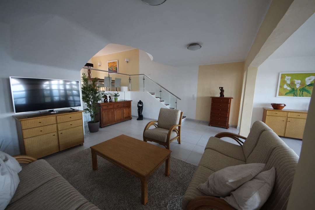 Zimmer IVV.SL Ferienhaus Vieja 9