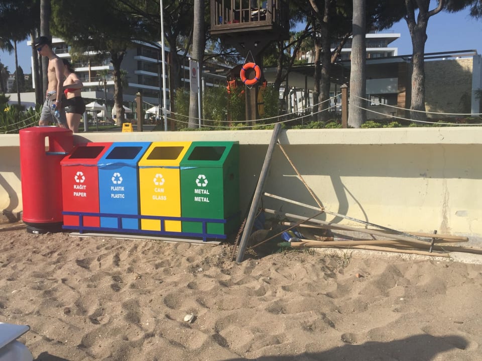 Mülltrennung Acanthus Cennet Barut Collection