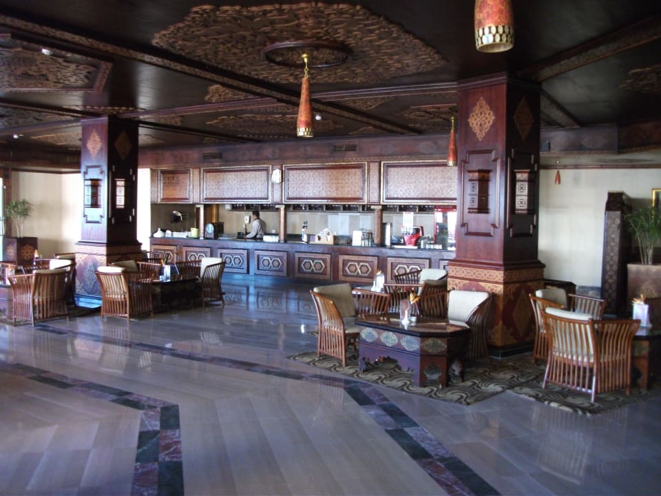 Gemütliche Bar Beach Albatros Resort