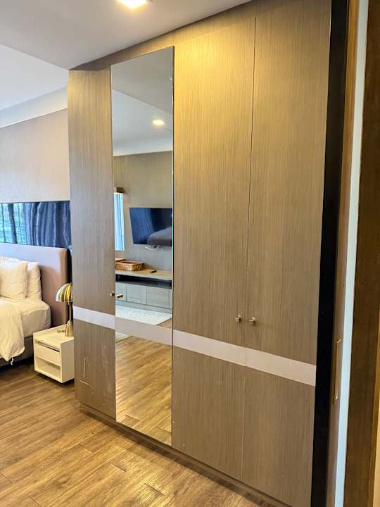 Zimmer Metropolis Suites Bangkok, Tapestry Collection by Hilton