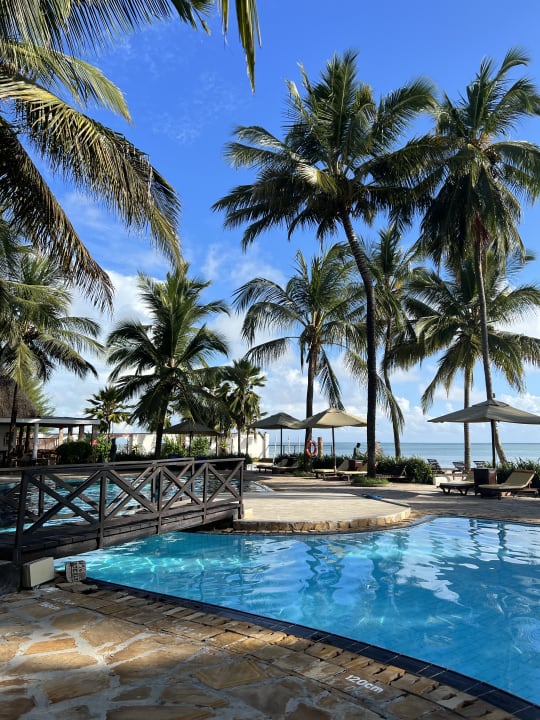 Außenansicht Sultan Sands Island Resort & Spa