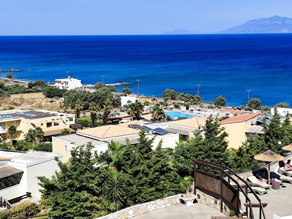 Gartenanlage Grand Blue Beach Hotel