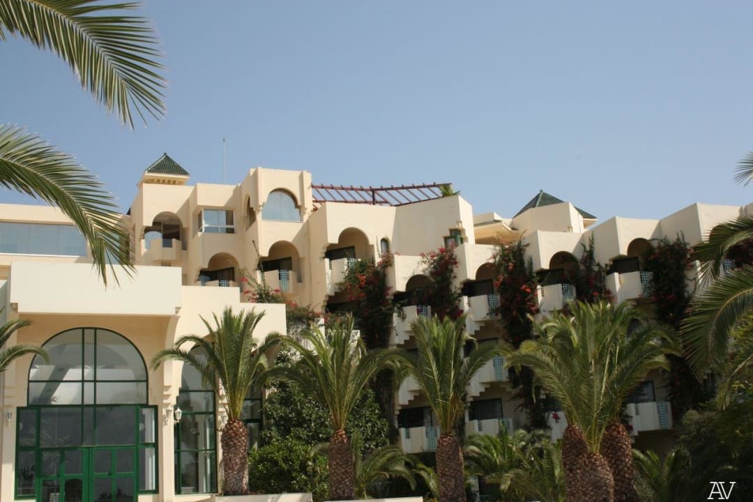 Отель Nahrawess Resort & Thalasso