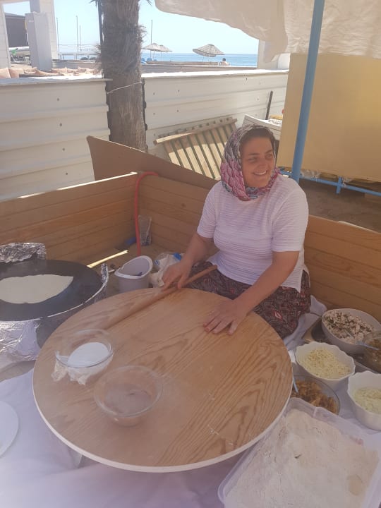 Die Crepes am Strand Restaurant spitzenmäßig ob herzhaft ode Asteria Collection Side