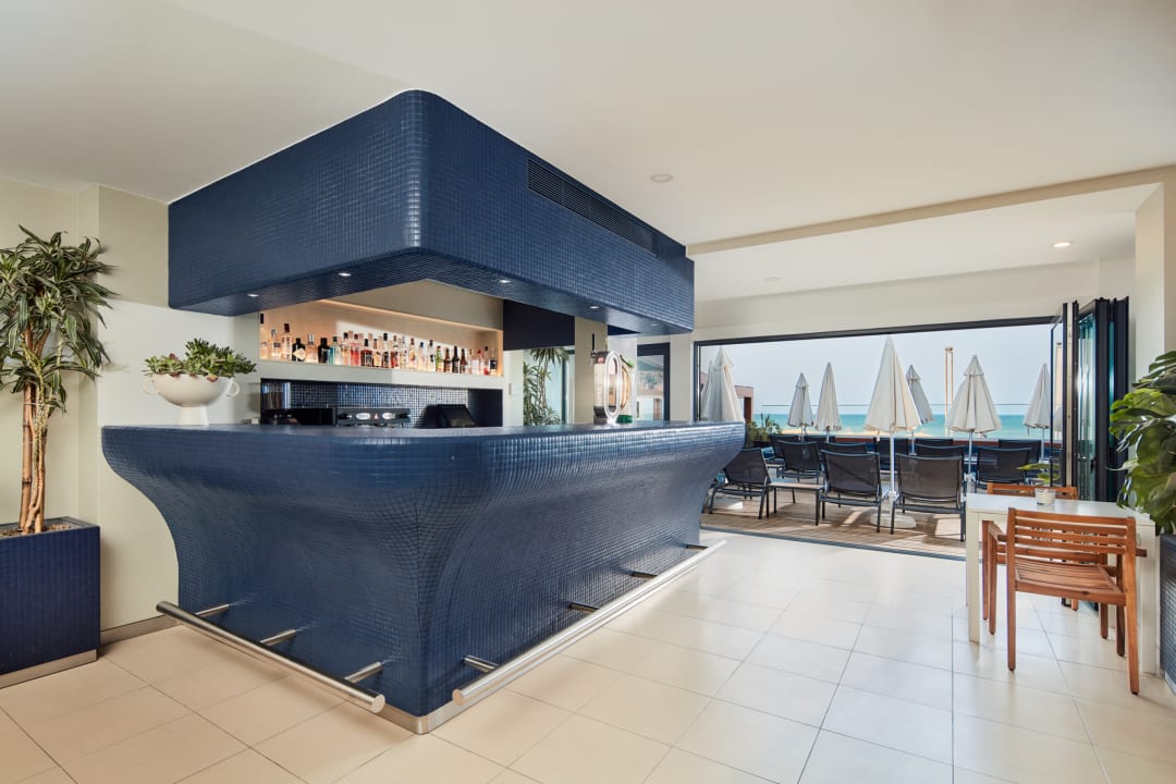 Gastro Dom Jose Beach Hotel