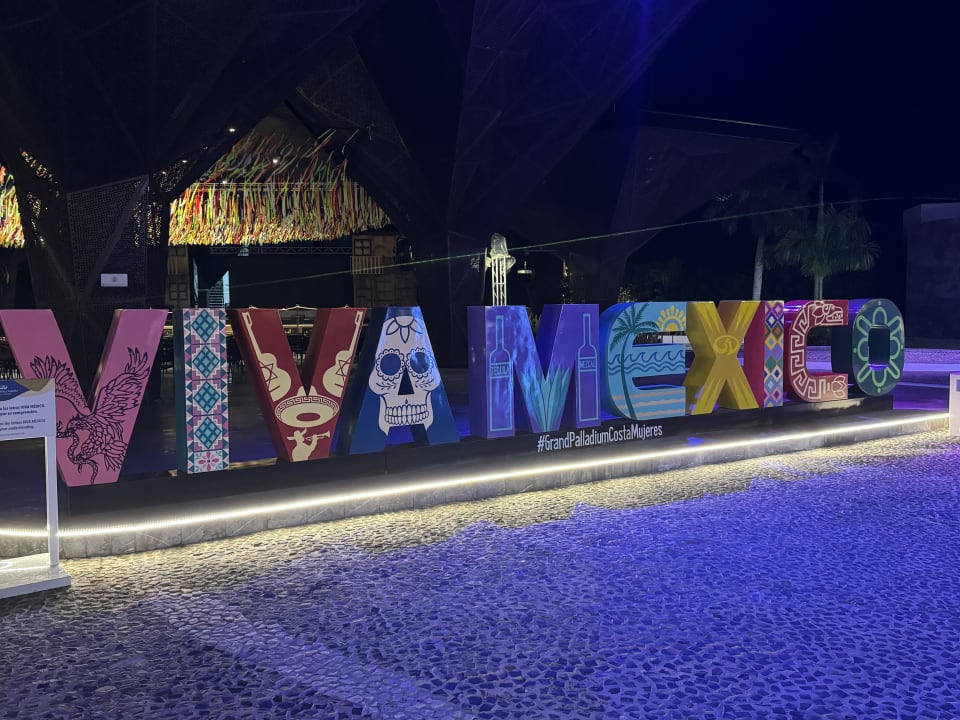 Gartenanlage TRS Coral Hotel - Adults Only