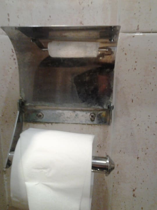 Rust under toilet roll holder Abora Buenaventura by Lopesan Hotels