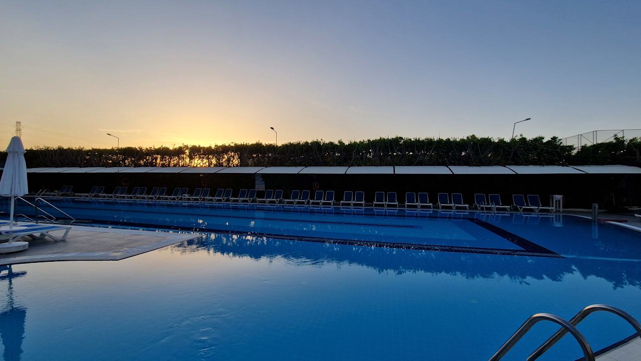 Pool Hane Family Resort