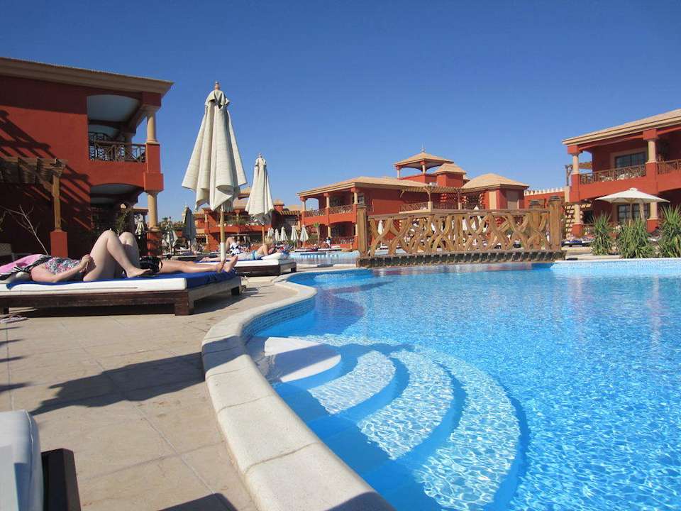 Einer der vielen Pools Pickalbatros Alf Leila Wa Leila Resort - Neverland Hurghada