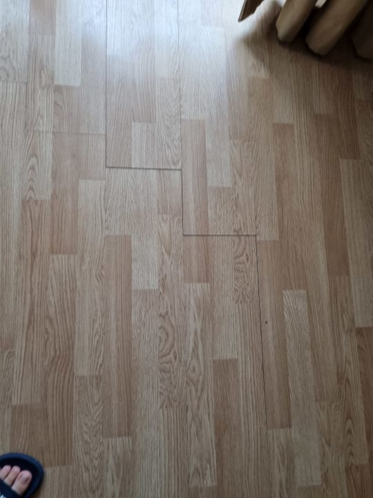 Zimmer Side Breeze Hotel